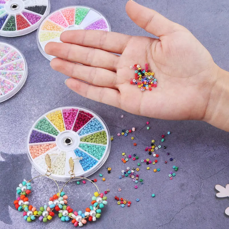 2000pcs/Lot 12Grids Glass Seed Beads Set Charms Jewelry Beads For Bracelet Necklace Earrings Handmade Craft DIY Jewelry Making