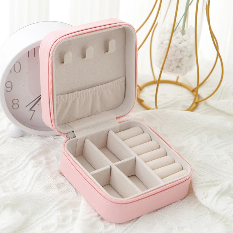 1PCS Single Layer Leather Jewelry Storage Box – Travel Case for Women in Black, White & Pink