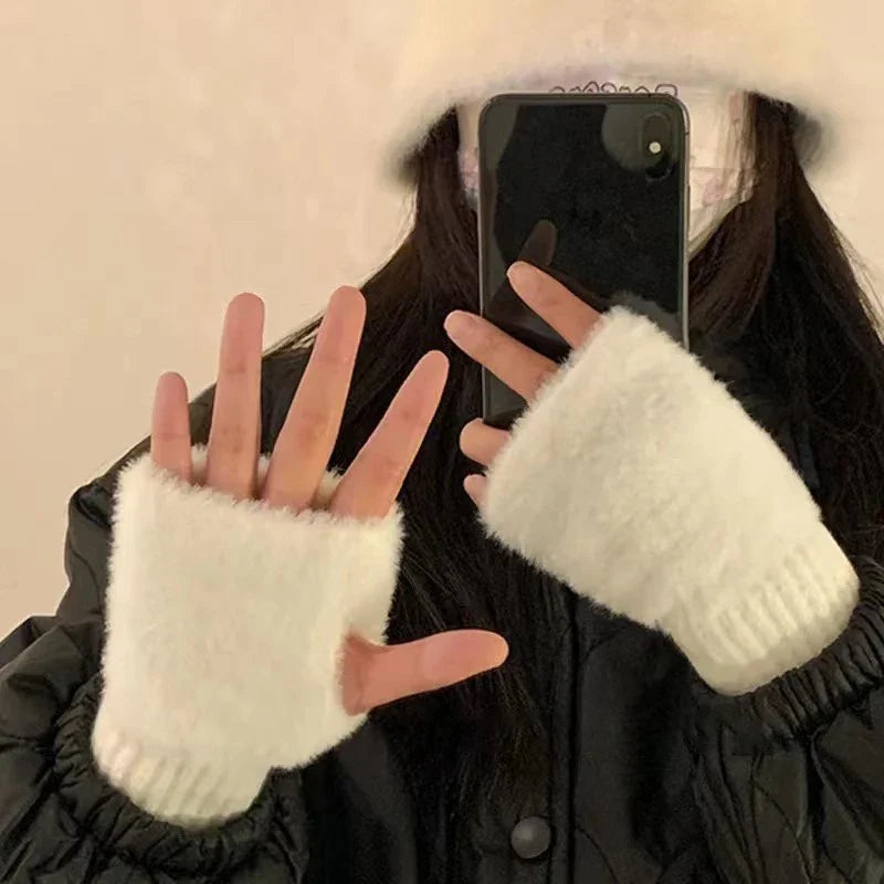 Women’s Soft Mink Fleece Fingerless Gloves – Knitted Plush Half-Finger Winter Mittens for Driving, Writing & Cold Weather Warmth