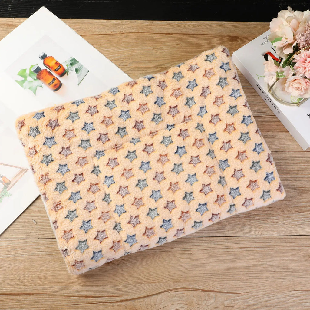 Thicken Flannel Cat Mat – Soft Winter Sleeping Cushion for Cats & Small Dogs