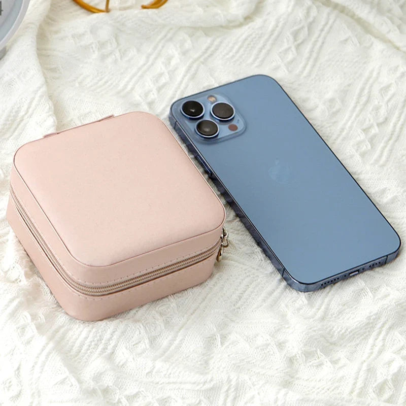 1PCS Single Layer Leather Jewelry Storage Box – Travel Case for Women in Black, White & Pink