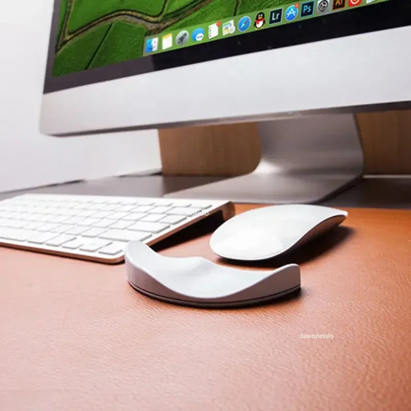 Ergonomic Silicone Mouse Pad with Wrist Rest – Non-Slip Gel Support Mat for Office, Gaming, and PC
