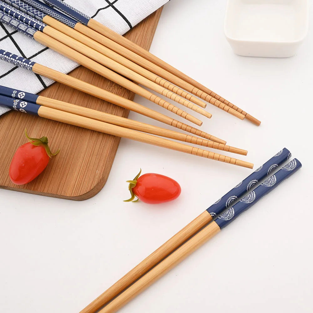 Eco-Friendly Reusable Bamboo Chopsticks Set – 5 Pairs Handmade Japanese Wooden Tableware for Sushi & Everyday Dining
