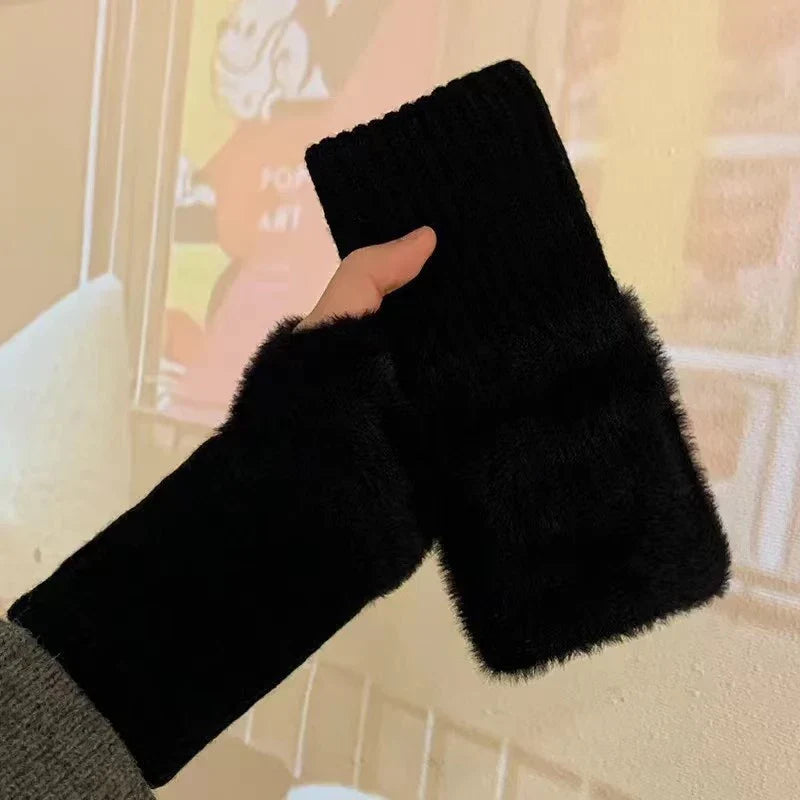 Women’s Soft Mink Fleece Fingerless Gloves – Knitted Plush Half-Finger Winter Mittens for Driving, Writing & Cold Weather Warmth