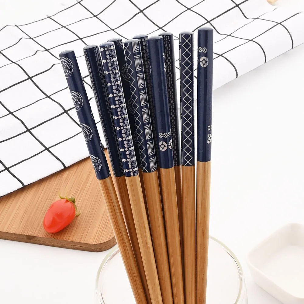 Eco-Friendly Reusable Bamboo Chopsticks Set – 5 Pairs Handmade Japanese Wooden Tableware for Sushi & Everyday Dining