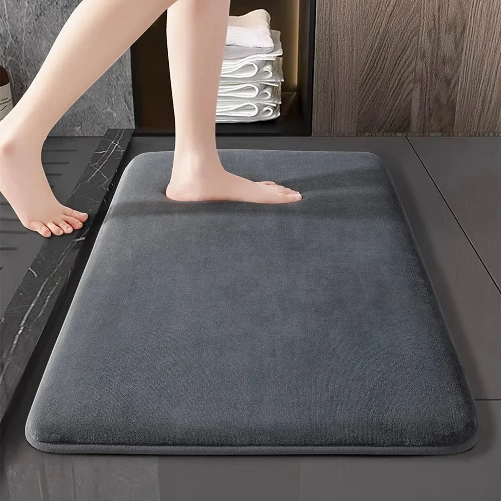 Super Absorbent Coral Velvet Bathroom Mat – Non-Slip Door & Floor Mat