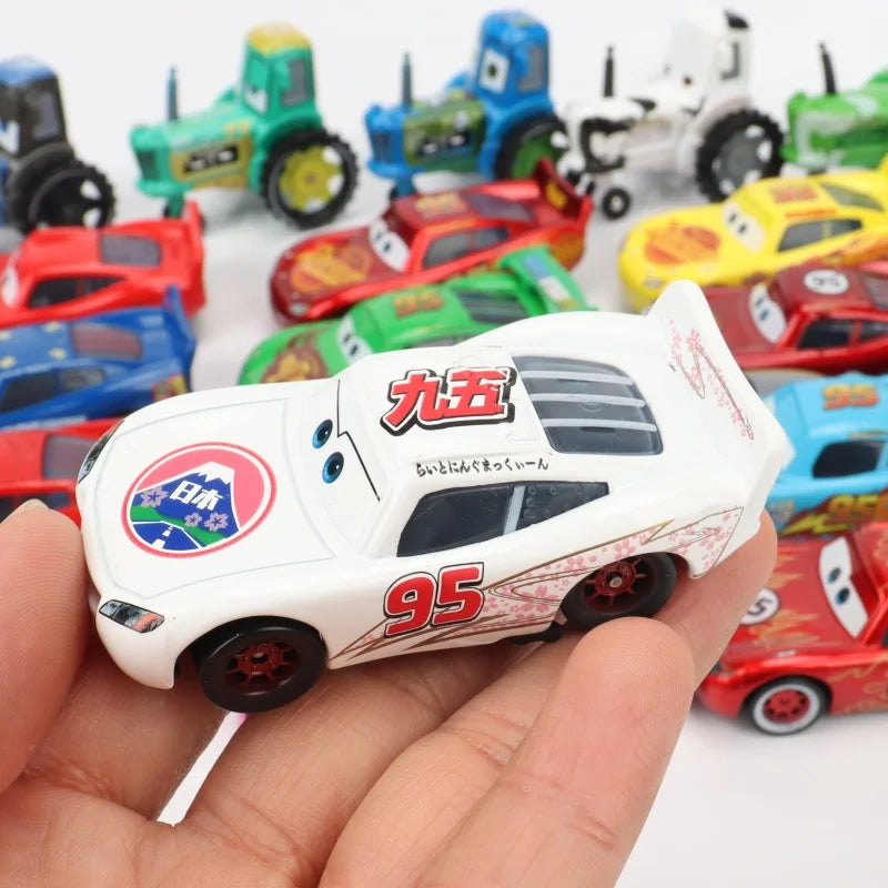 25 styles Lightning McQueen Disney Pixar Cars Toy 1:55 Metal Diecast Car Kids Toy Car