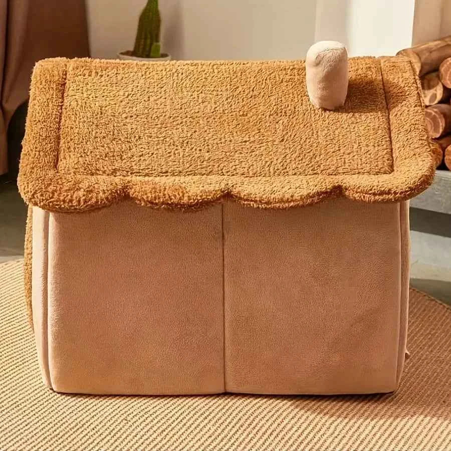 Cozy Heated Cat House for Winter Comfort
