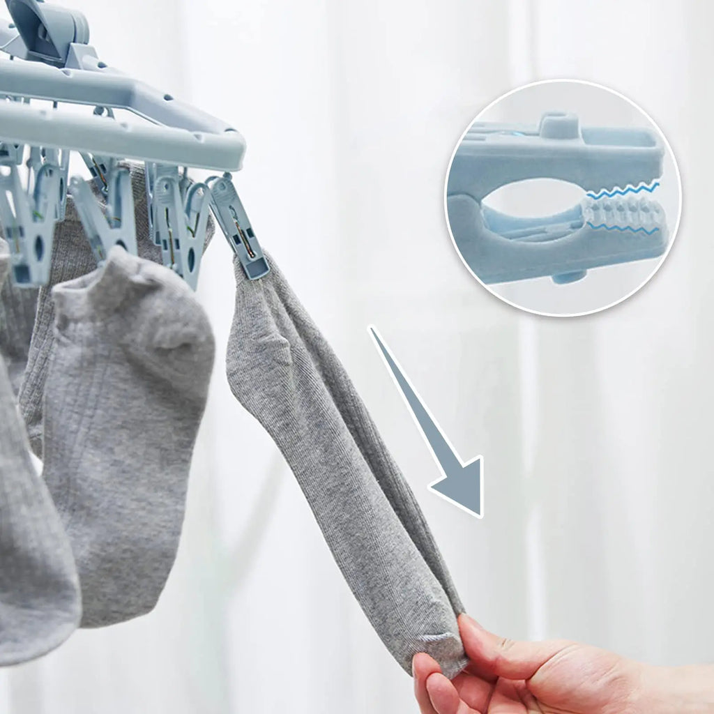 Foldable Drip Hanger with 32 Clips – Plastic Clothes Drying Rack