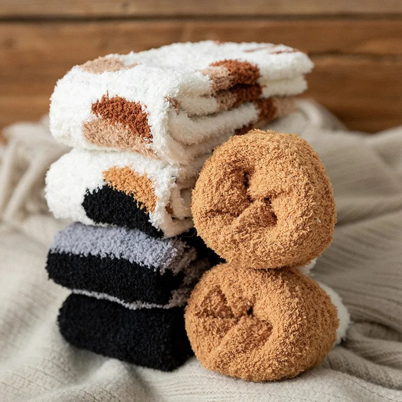 Women Socks Winter Warm Fluffy Socks Cute Animal Claw Cat Paw Footprint Fuzzy Socks Thicken Coral Fleece Home Floor Sleep Socks