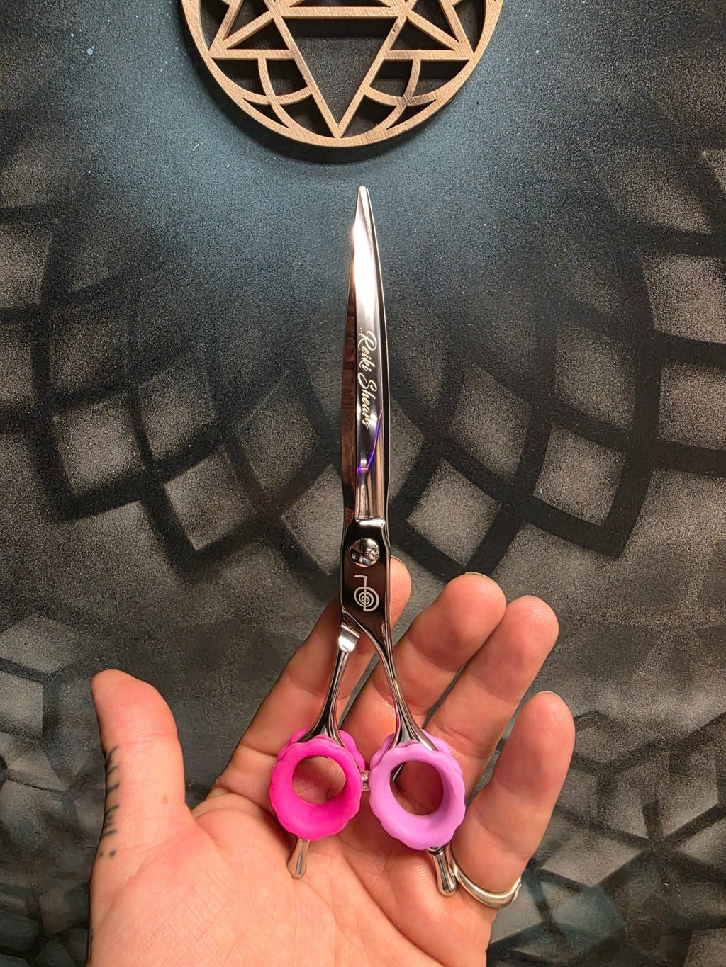 Reiki Shears - 7.5 Curved Axis