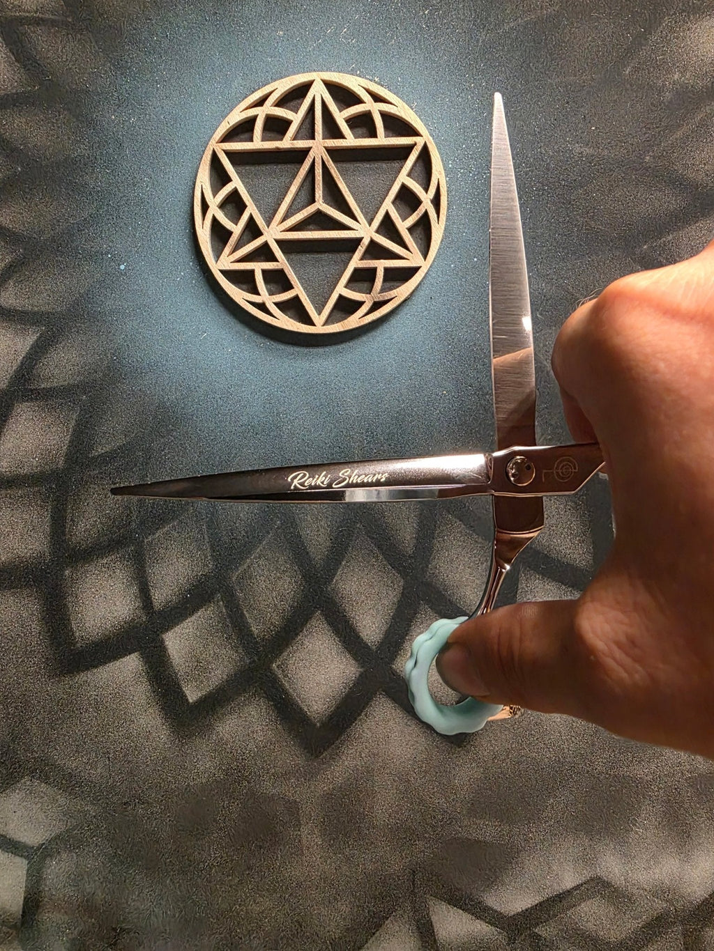 Reiki Shears - 7.5 Straight Axis