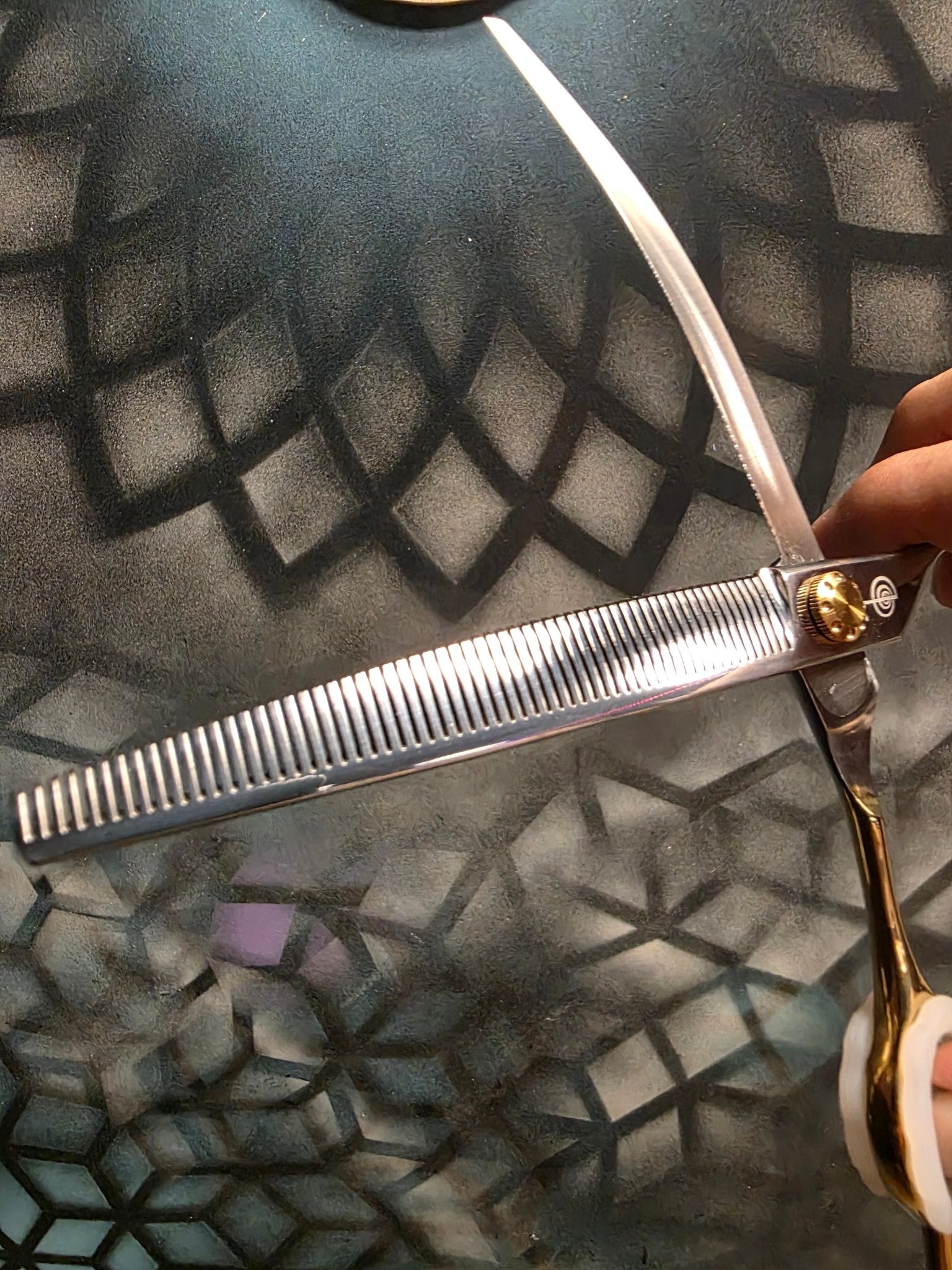 Reiki Shears Golden Touch Midas Curved Thinner
