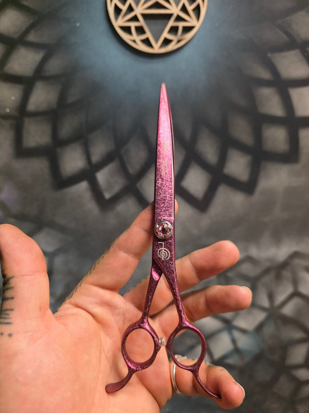 Reiki Shears - Pink Unicorn Reversed Curved Chunker