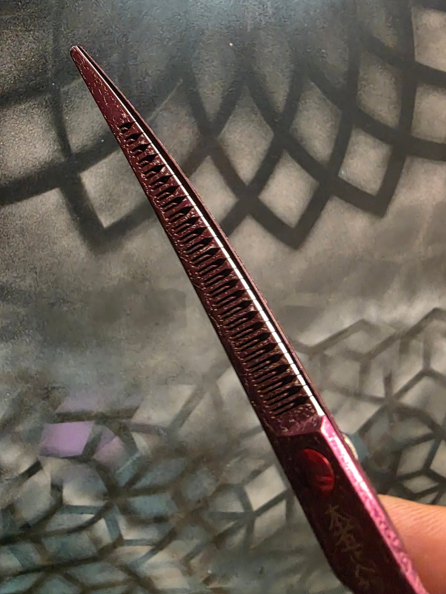 Reiki Shears - Pink Unicorn Reversed Curved Chunker