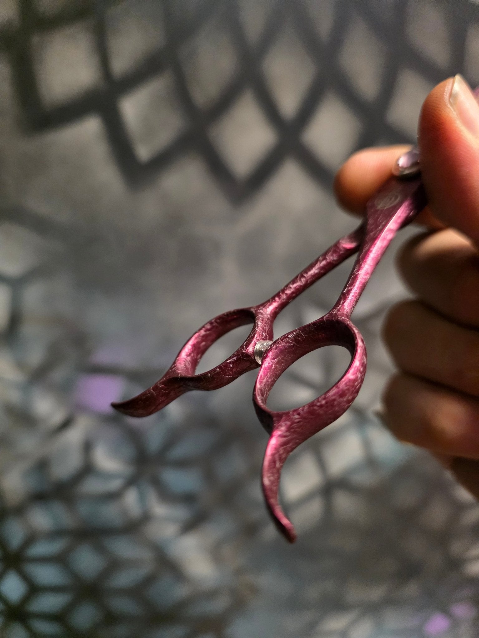 Reiki Shears - Pink Unicorn Reversed Curved Chunker