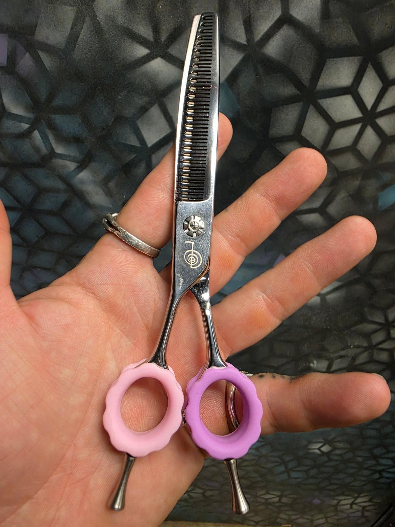 Reiki Shears - Left-Handed Curved Chunker - Southpaw Signature by Cat The Dog Groomer