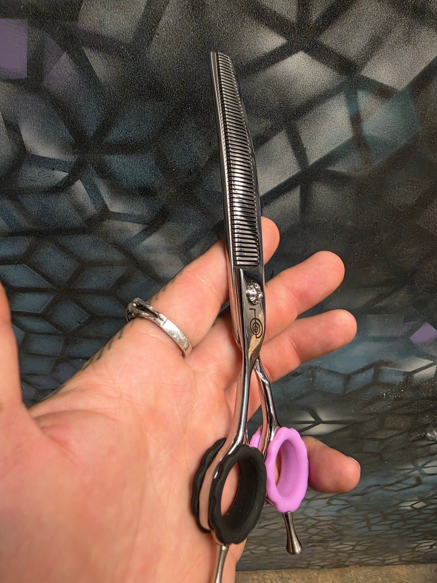 Reiki Shears - Left-Handed Curved Thinner - Southpaw Signature by Cat The Dog Groomer