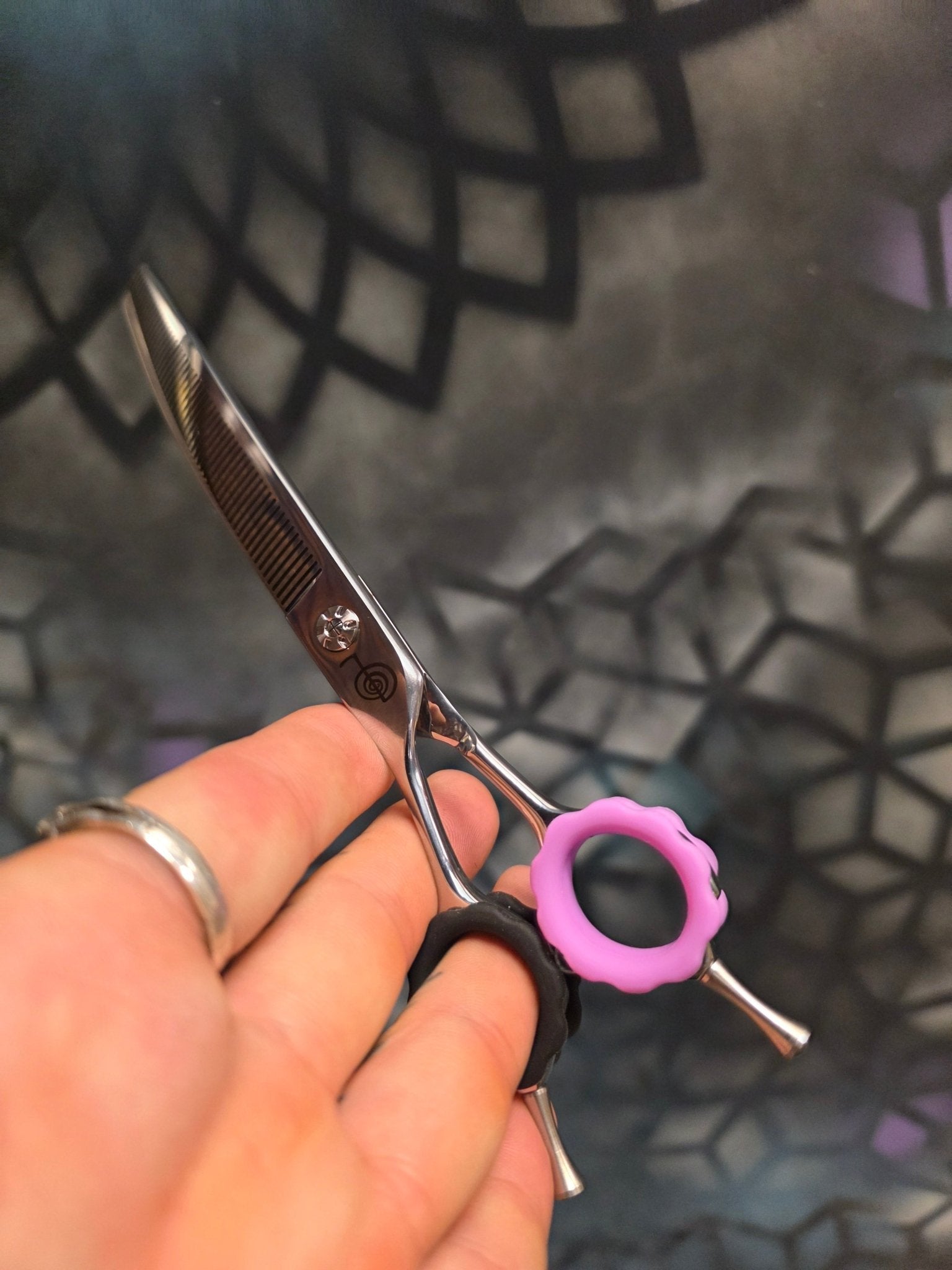 Reiki Shears - Left-Handed Curved Thinner - Southpaw Signature by Cat The Dog Groomer