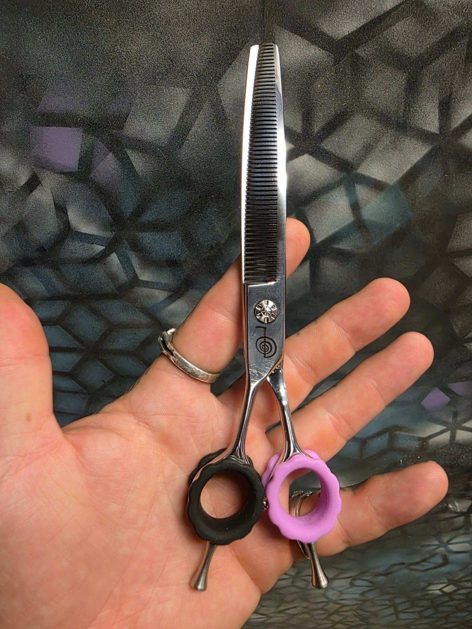 Reiki Shears - Left-Handed Curved Thinner - Southpaw Signature by Cat The Dog Groomer